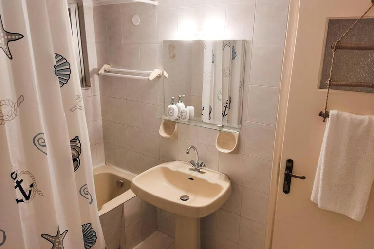 Bedroom 3, Apartment 95 m2, center of Sitia, WiFi, 350m beach, Crete