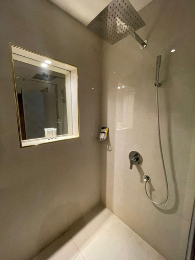 Bathroom 5, Smayah Residence, Riyadh