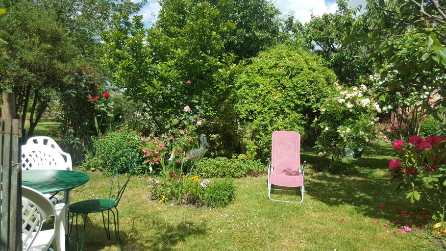 Others 4, Les Hirondelles, Mayenne