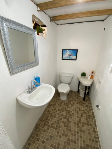 Bathroom, Aloha Surf Hostel, La Paz