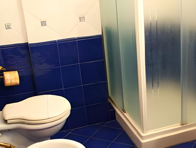 Bathroom 3, Principe Di Scilla, Reggio Di Calabria