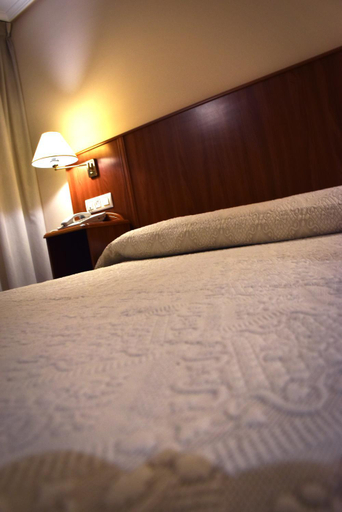Bedroom 3, HOTEL LORENZO, Ourense