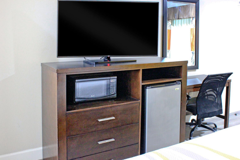 Bedroom 3, Palacio Royale Houston NW at Beltway 8, Houston
