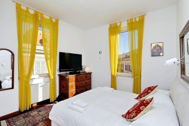 Others 5, Trastevere Lovely Studio Apartment, Roma