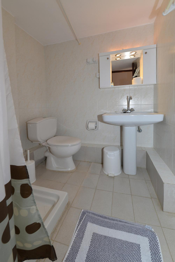 Bathroom 5, Ikaros Star Hotel, North Aegean