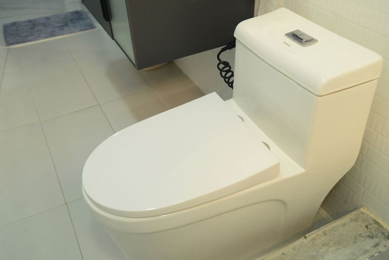 Bathroom 4, RLJ Beach House, Naval