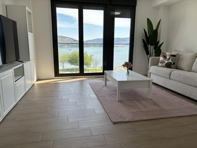 Others 4, El Mirador Ria de Vigo, apartamento frente al mar, centrico, Pontevedra