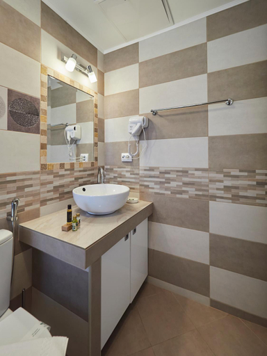 Bathroom 3, Sky Sea Resort Skiathos, Thessaly