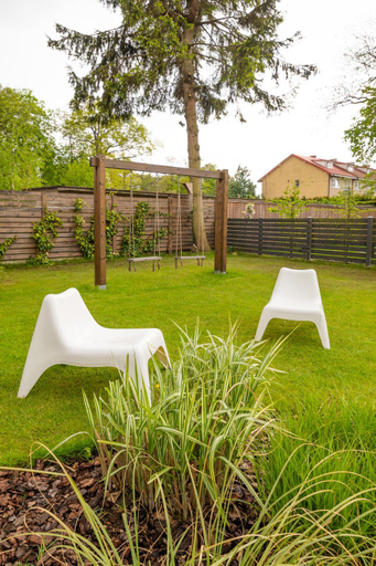 Others 2, Apartamenty Tesknoty 10, Kamień