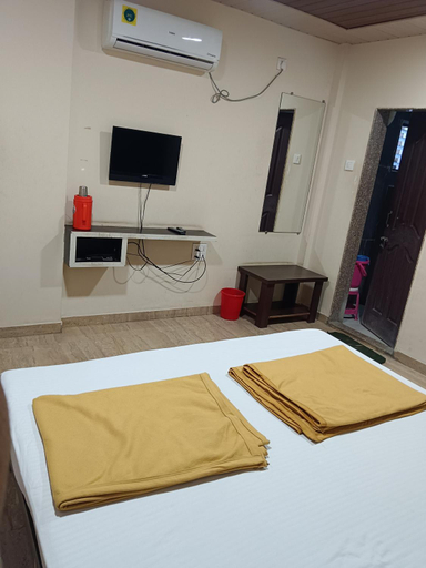 Others 3, Samraj Lodge, Solapur
