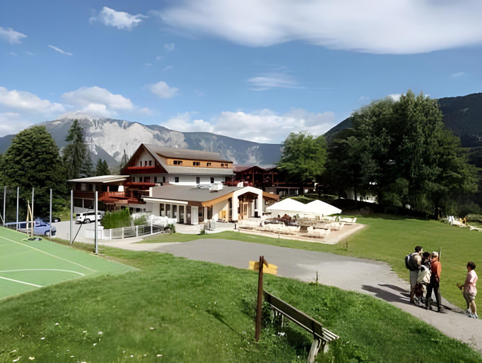 Exterior & Views 1, Hotel Ritzlerhof - Panorama und Spa, Imst