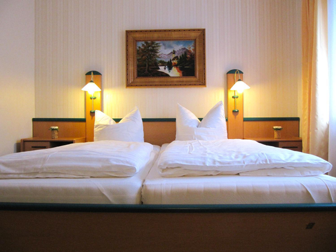 Bedroom 2, Hotel Garni Zur Traube, Westerwaldkreis