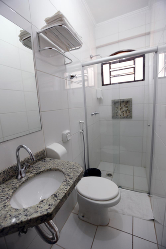 Bathroom, Hotel King, São José do Rio Preto