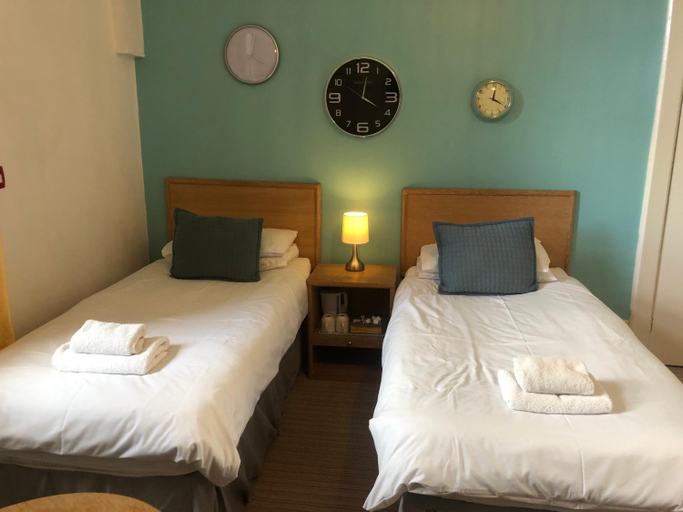 Bedroom 2, The Sandpiper, Gwynedd