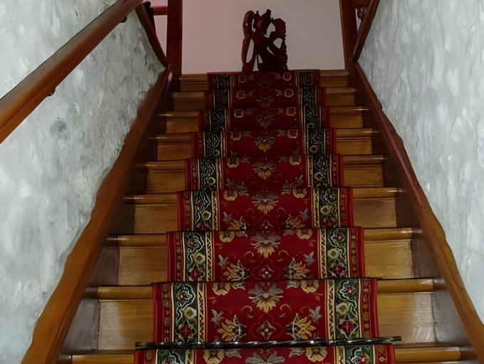 Others 4, La Maison d'Euterpe, Isère