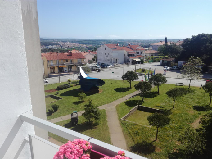 Others 4, Apartman Niki, Pula