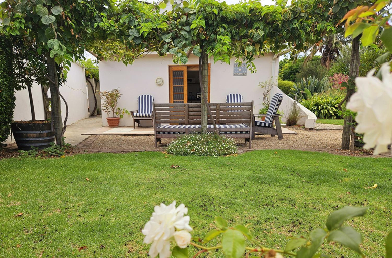 Others 3, Rawsonville House, Cape Winelands