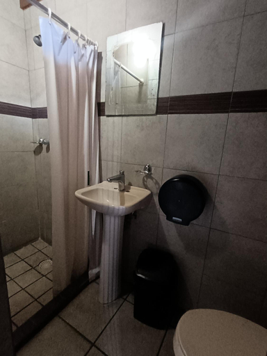 Bathroom 4, La Merced, Colima