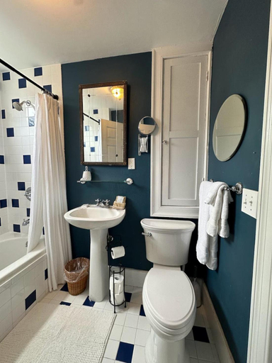 Bathroom 3, Bijou Boutique Inn, Charleston