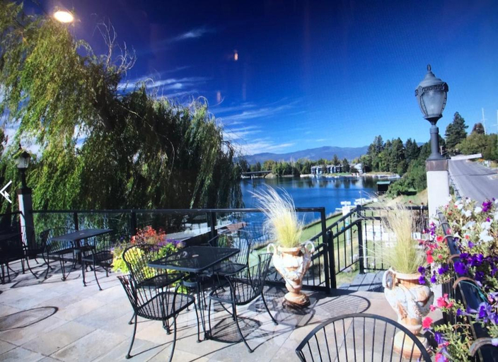 Others 3, Swan River Inn, Flathead