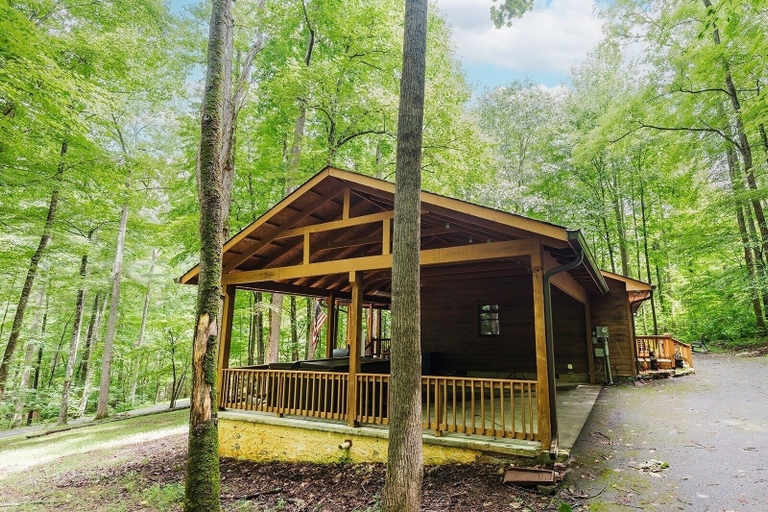 Exterior & Views 2, Cant Wait to Hibernate, Sevier