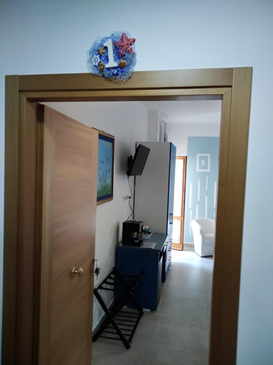 Others 5, Antares B&B, Cosenza