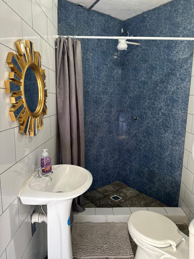 Bathroom 5, CASA MAGNOLIA, ZONA 12