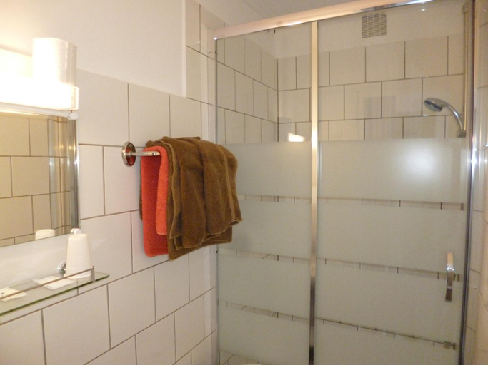 Bathroom 3, Hotel le Calypso, Var