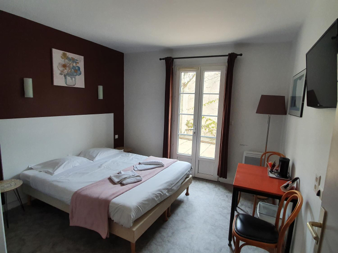 Bedroom 2, Hotel Restaurant La Promenade, Lot