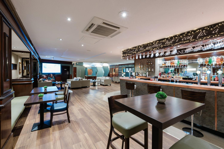 Food & Drinks 5, Normandy Hotel, Renfrewshire