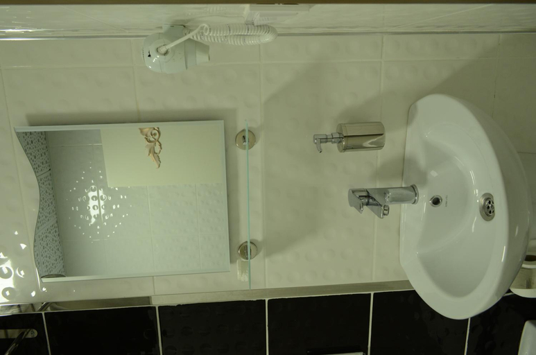 Bathroom 3, Sinop Dolunay Hotel, Merkez