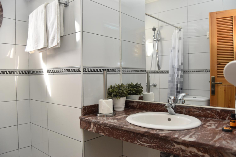 Bathroom 3, Hotel L'Initiale, El Jadida