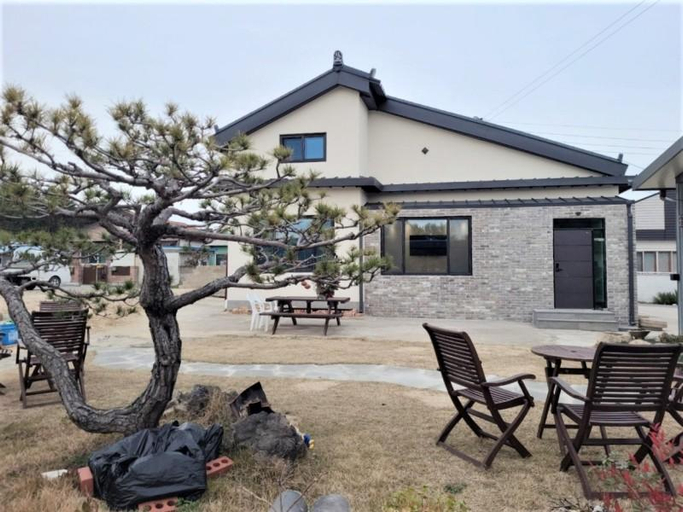 Exterior & Views 1, Pohang Four Seasons Private Pension, Pohang