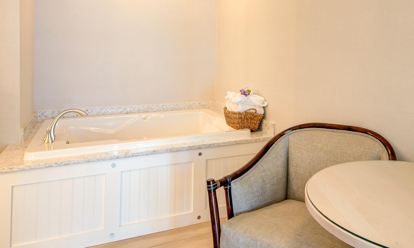 Bathroom 3, Hallmark Resort in Cannon Beach, Clatsop
