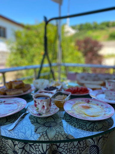 Others 3, Aydın Villa, Merkez