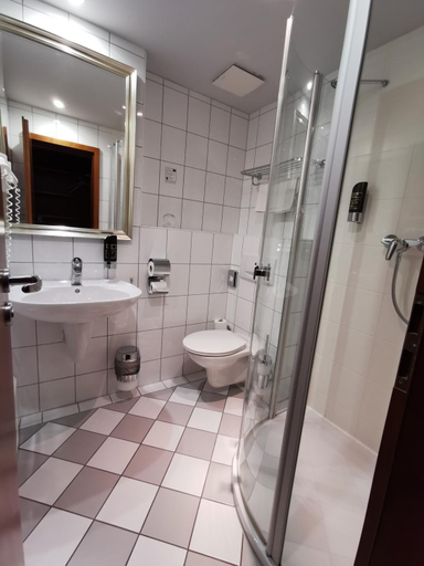 Bathroom 4, Berghotel Eisenach, Eisenach