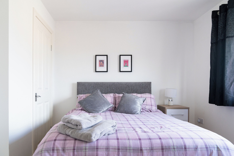 Bedroom 2, Carleys House, Aberdeenshire