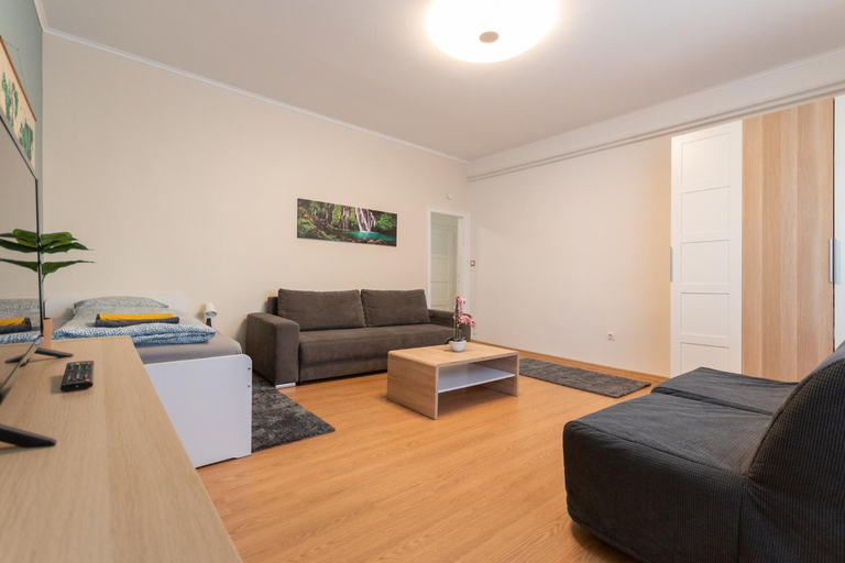 Others 5, B12 Apartment Budapest, Budapesti