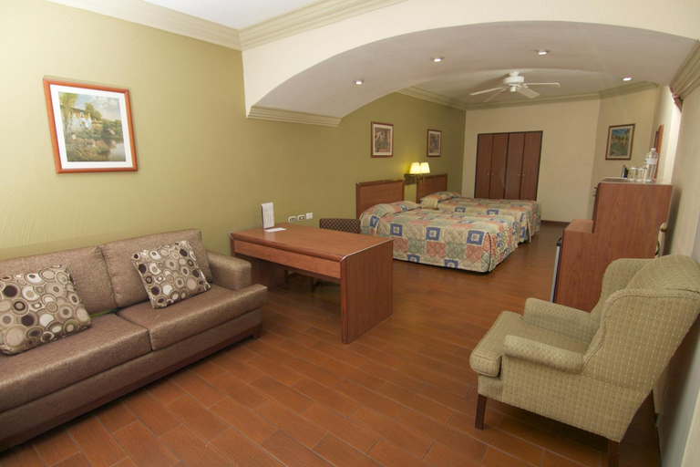 Others 5, Hotel Premier, Hermosillo