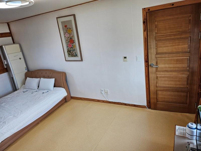 Bedroom, Hampyeong Arange Hanok Pension, Hampyeong