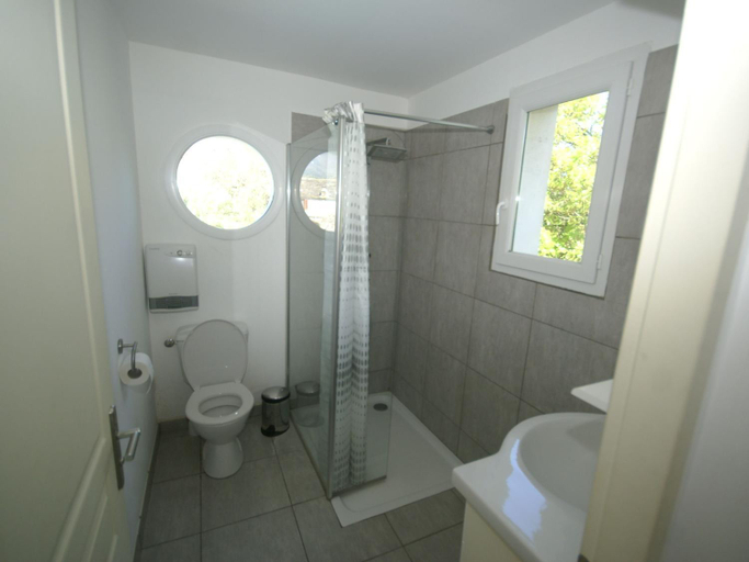 Bathroom 2, Apartment in Moriani-Plage near the Beach, Haute-Corse