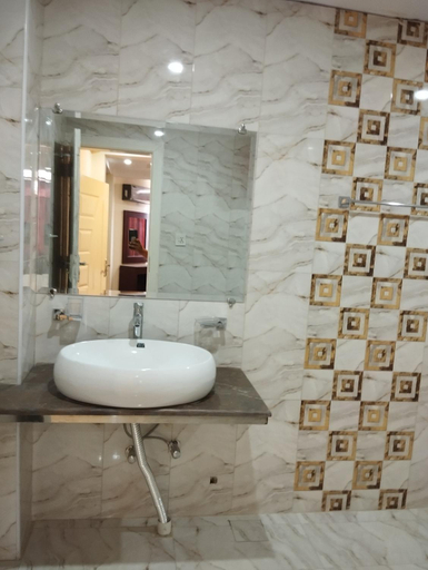 Bathroom 4, HotelH6, Islamabad