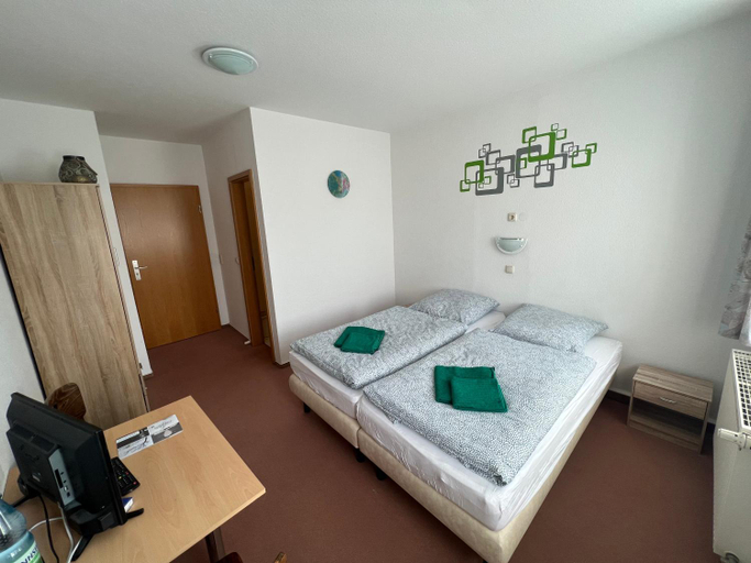 Bedroom 6