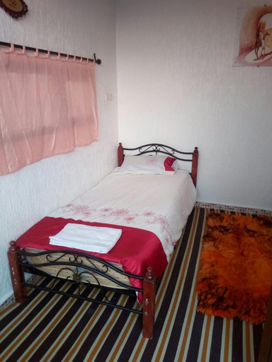 Bedroom 2, Elmenzah Apartments, Taroudannt