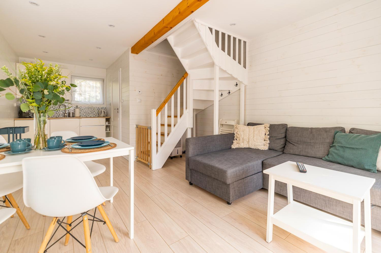 Others 5, Apartamenty Tesknoty 10, Kamień