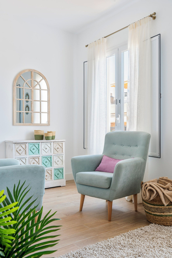 Others 5, Genteel Home Juan Rabadán I, Sevilla