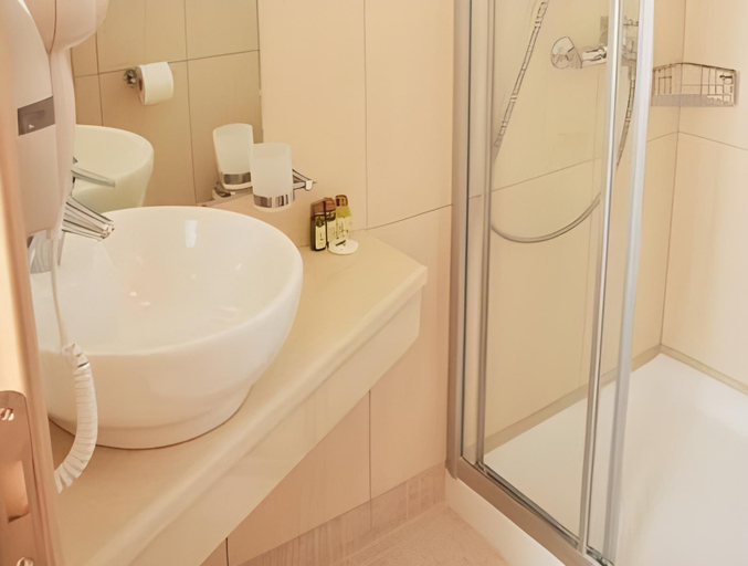 Bathroom 3, Kleopatra Villas - Seaside Suites, Thessaly