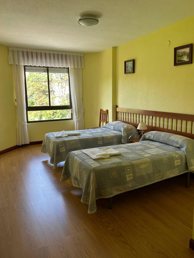 Bedroom 2, Apartamentos de la Hoz, Cantabria