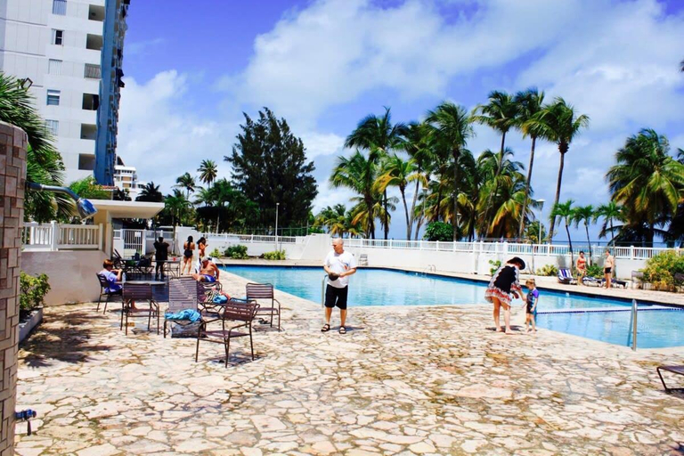 Sport & Beauty 4, 2BR Gem Ocean Front Building Isla Verde Beach