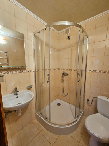 Bathroom, Barvy Karpat, Skolivs'kyi
